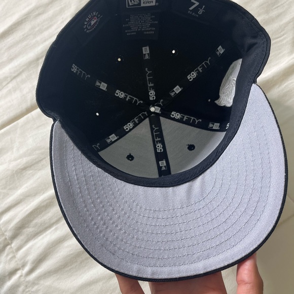 LA hat - Picture 4 of 4